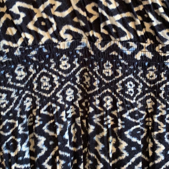 Navy Patterned Dress - Picture 3 of 4